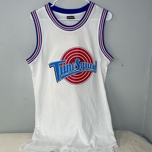 Tune squad jolisport small bugs jersey